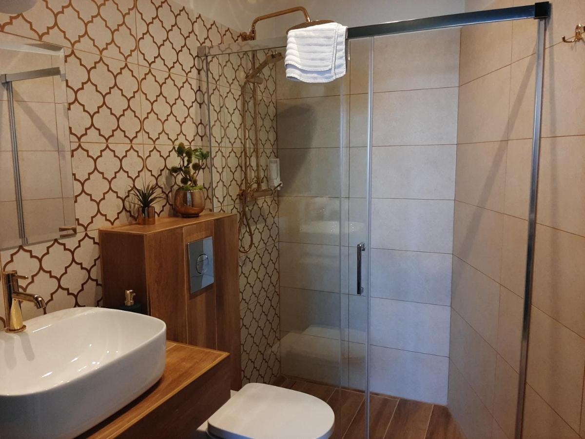 Wyjatkowe Smaki Bed and Breakfast Pruszcz Gdański Εξωτερικό φωτογραφία